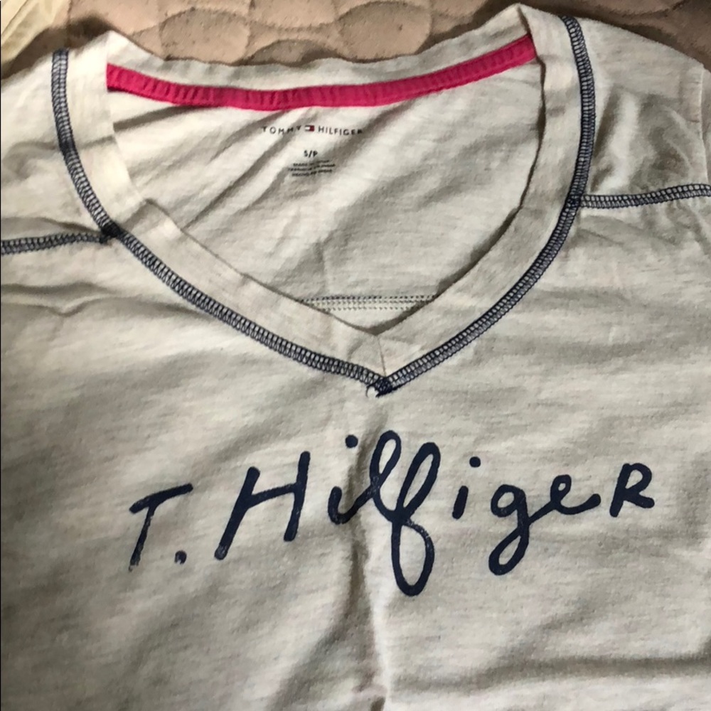 SOLD Tommy Hilfiger Sleep Set Small - Picture 3 of 4
